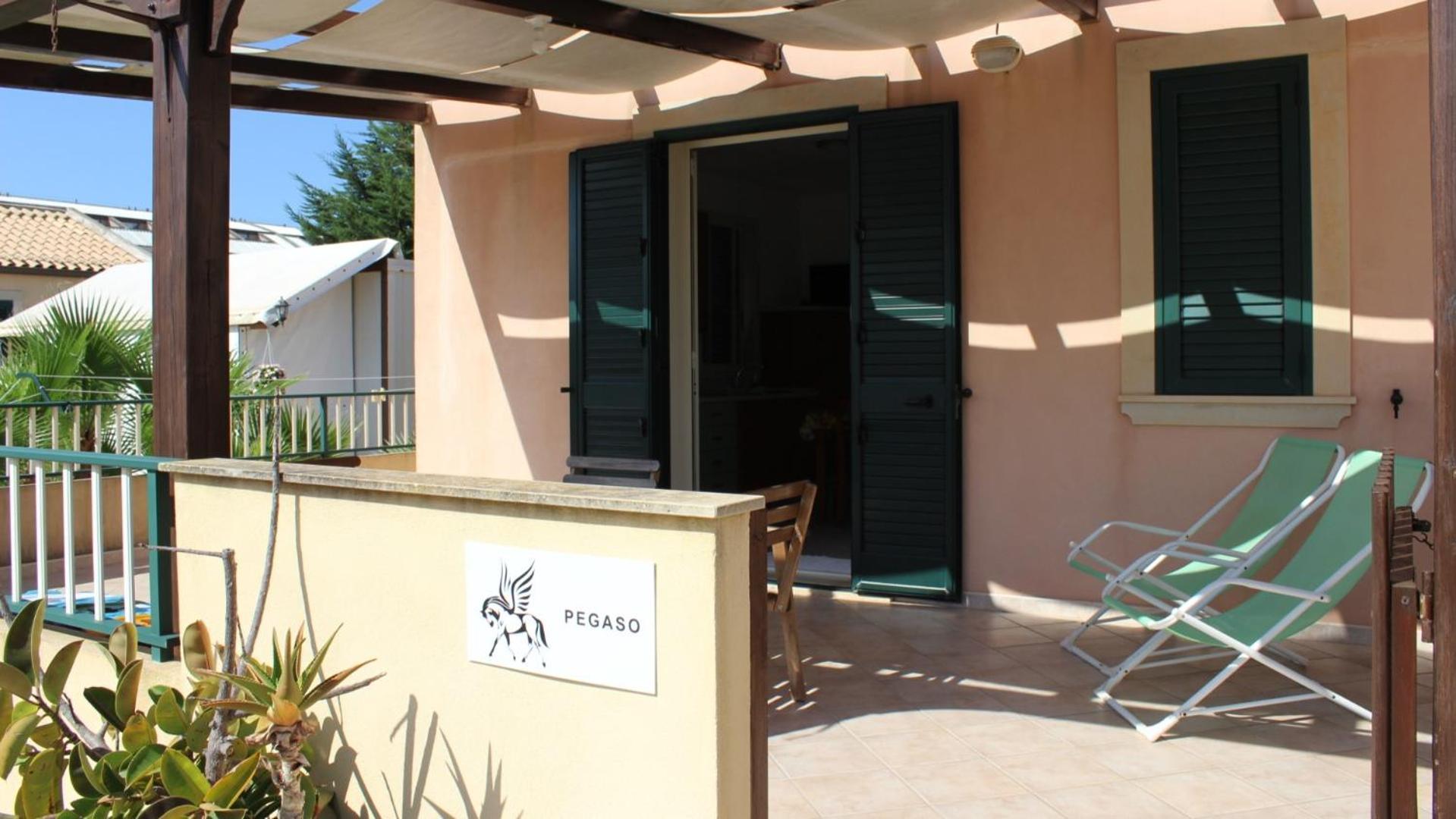 Medusa Mdna Marina di Modica Extérieur photo